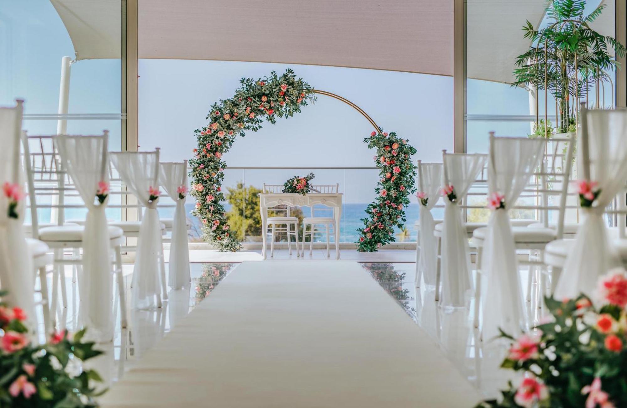Ivi Mare - Designed For Adults By Louis Hotels Geroskipou المظهر الخارجي الصورة Wedding Chapel